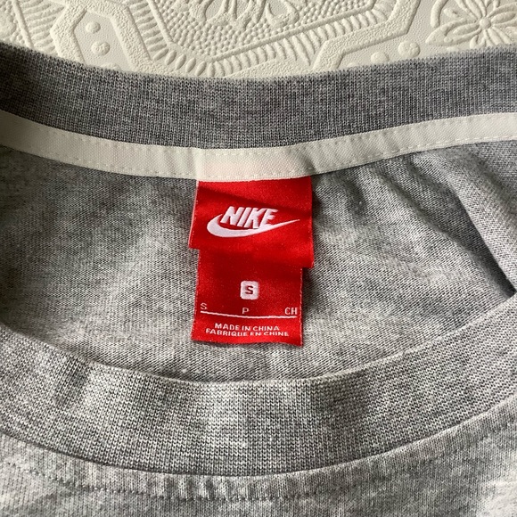 Nike Grey Hi Low Sweatshirt Sz S EUC - Picture 6 of 10